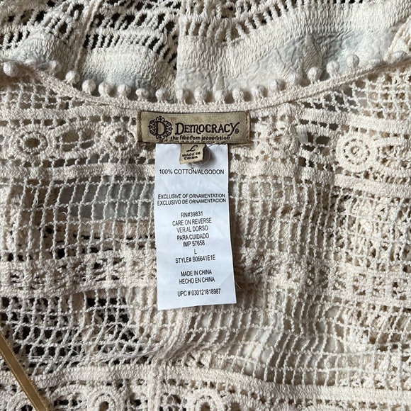 Democracy kimono - Picture 9 of 9